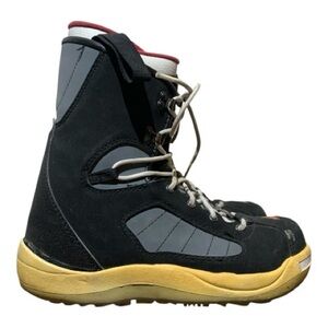 Men's Vintage Nitro Snowboard Boots Size 270mm or Size 9